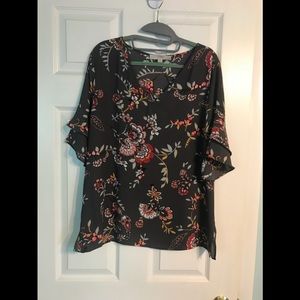 Loft Short Sleeve Floral top